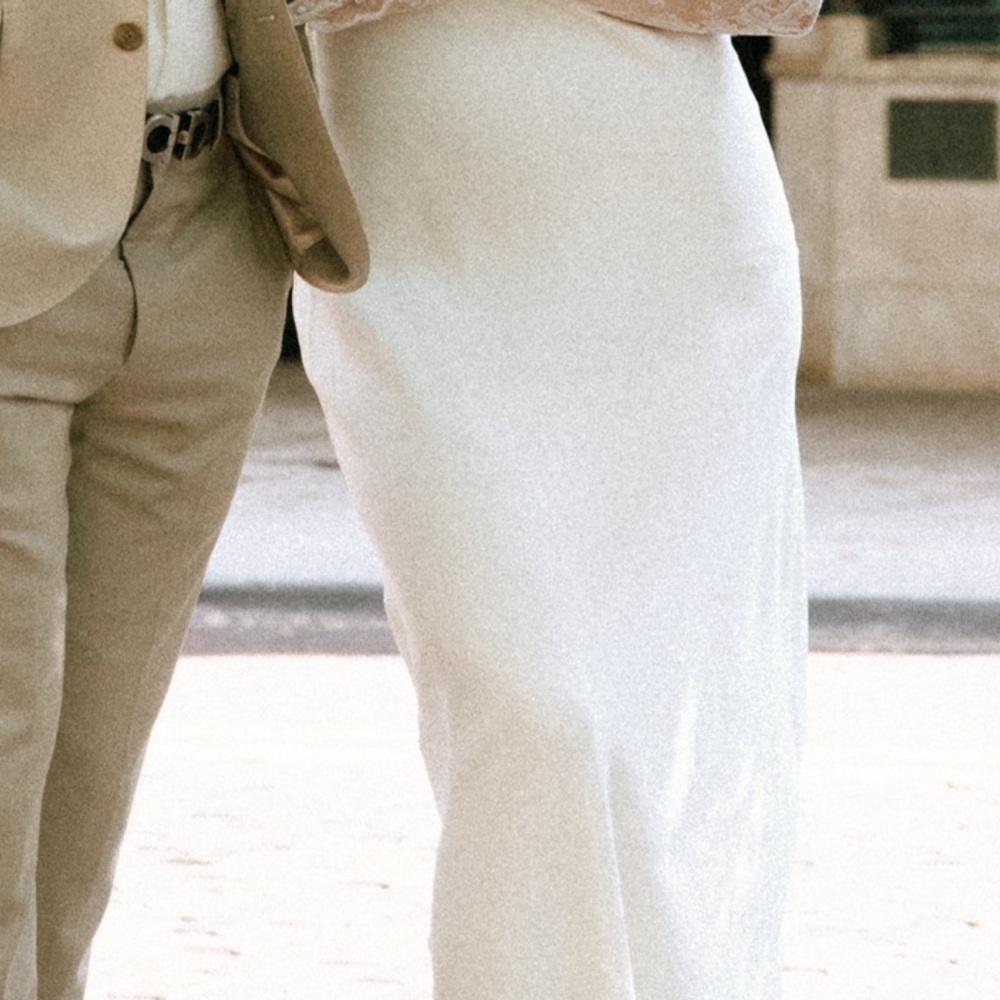 Elegant White Strapless Evening Gown Bridal - Picture 3 of 3